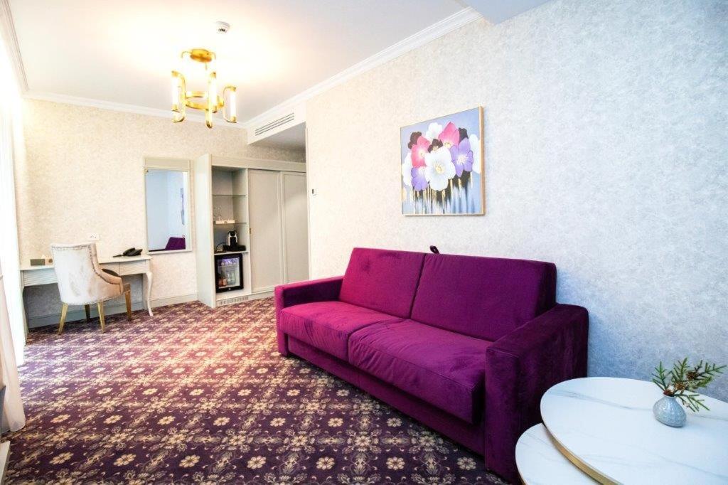 Hotel Foisorul Cu Flori Sinaia Bagian luar foto