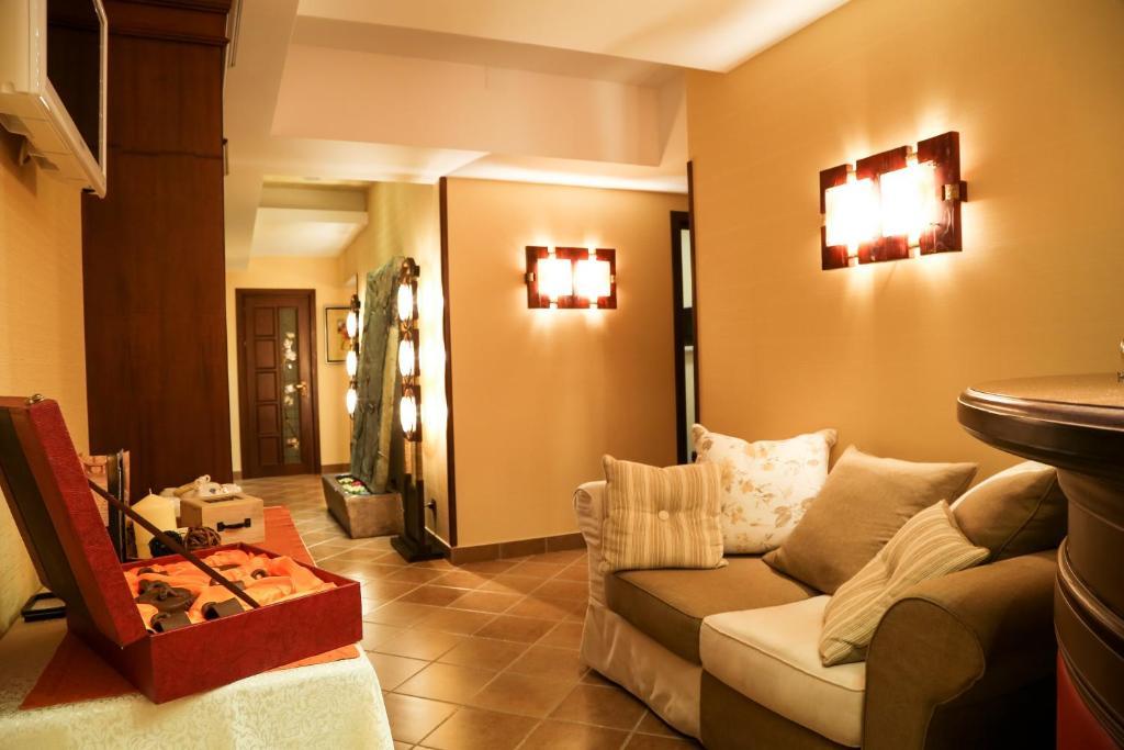 Hotel Foisorul Cu Flori Sinaia Bagian luar foto